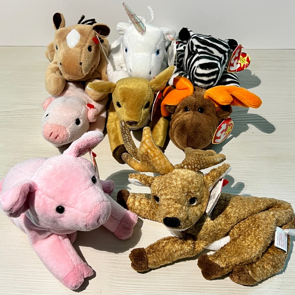 HOOVED BEANIES! Group of 8 Ty Beanie Babies